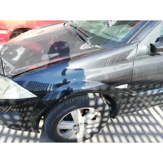 RENAULT MEGANE II BERLINA 5P '2005 AUTHENTIQUE NEGRO