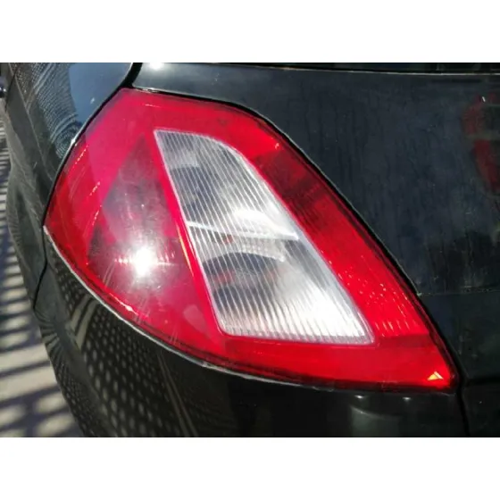 RENAULT MEGANE II BERLINA 5P '2005 AUTHENTIQUE NEGRO