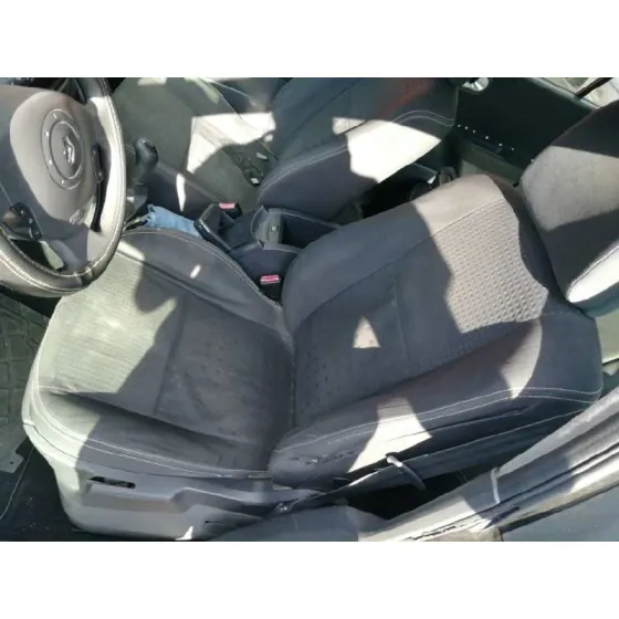 RENAULT MEGANE II BERLINA 5P '2005 AUTHENTIQUE NEGRO
