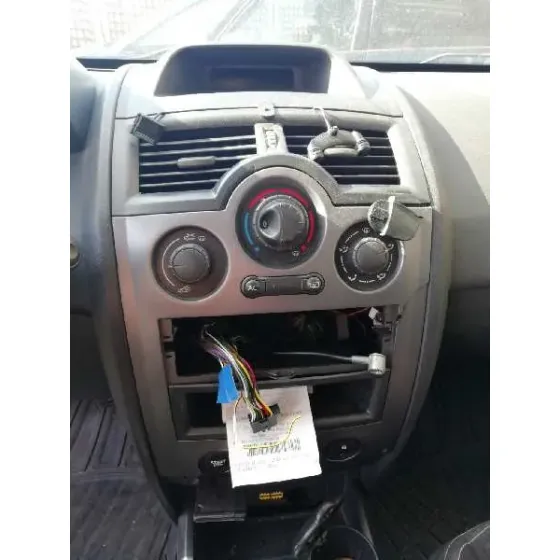 RENAULT MEGANE II BERLINA 5P '2005 AUTHENTIQUE NEGRO