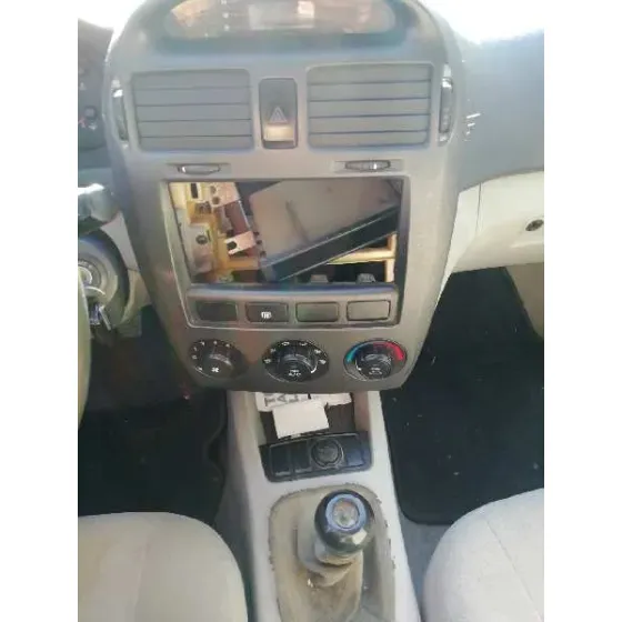 KIA CERATO '2004 2.0 EX CRDI BERLINA (4-PTAS.) GRIS