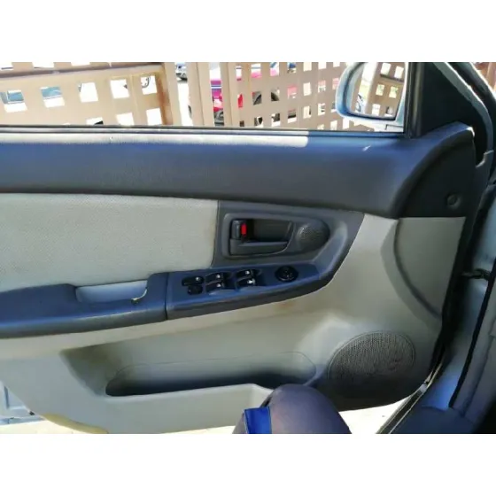 KIA CERATO '2004 2.0 EX CRDI BERLINA (4-PTAS.) GRIS