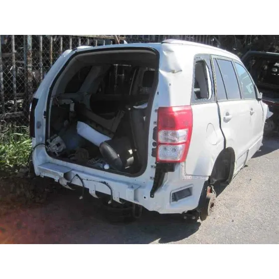 SUZUKI GRAND VITARA JB (JT) '2012 1,9 LTR. DDIS JLX-E 5-TÜRIG BLANCO