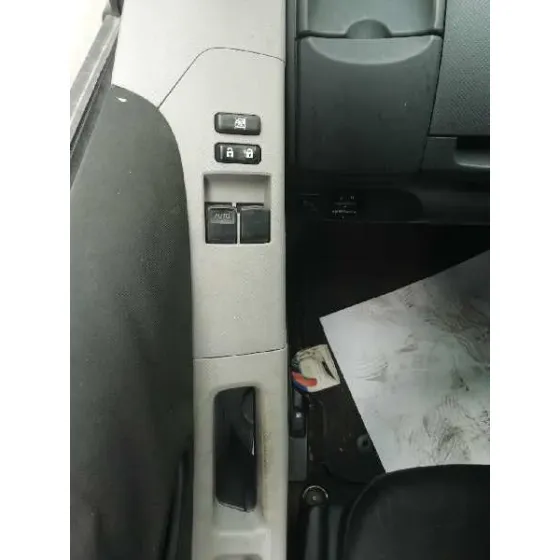 TOYOTA YARIS '2011 LIVE GRIS