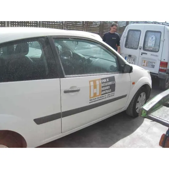 FORD FIESTA (CBK) '2006 FUTURA BLANCO