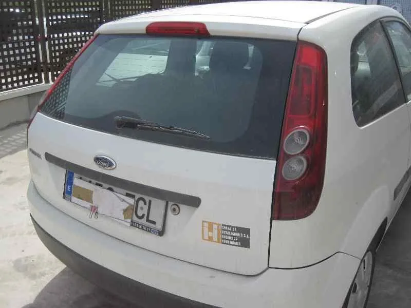 FORD FIESTA (CBK) '2006 FUTURA BLANCO