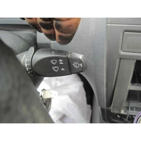 FORD FIESTA (CBK) '2006 FUTURA BLANCO