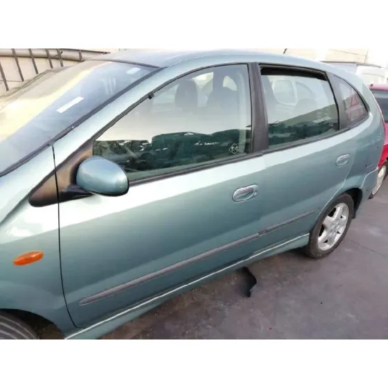 NISSAN ALMERA TINO (V10M) '2002 AMBIENCE AZUL