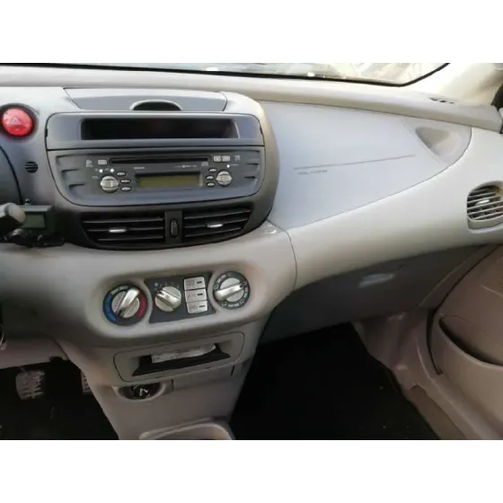 NISSAN ALMERA TINO (V10M) '2002 AMBIENCE AZUL