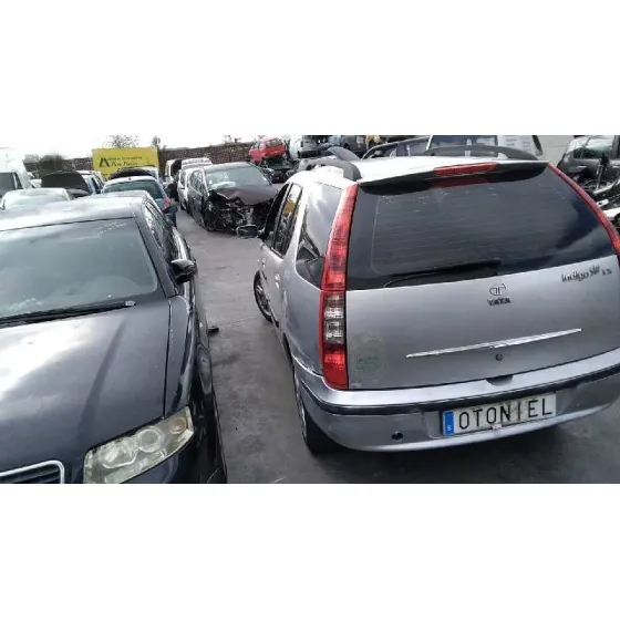 TATA INDIGO '2006 MARINA GRIS PLATA