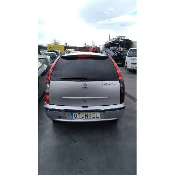 TATA INDIGO '2006 MARINA GRIS PLATA