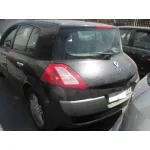 RENAULT MEGANE II BERLINA 5P RENAULT MEGANE II BERLINA 5P '2004 AUTHENTIQUE NEGRO 2002