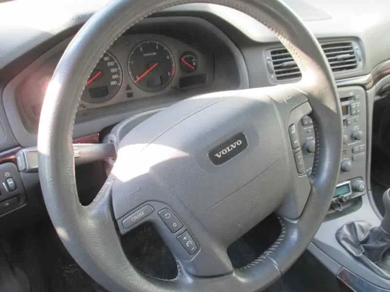 VOLVO S80 BERLINA VOLVO S80 BERLINA '2003 2.4 D PLATA 2001