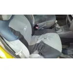 RENAULT CLIO II FASE I (B/CBO) RENAULT CLIO II FASE I (B/CBO) '2000 1.4 16V TECH-RUN ORO 2001