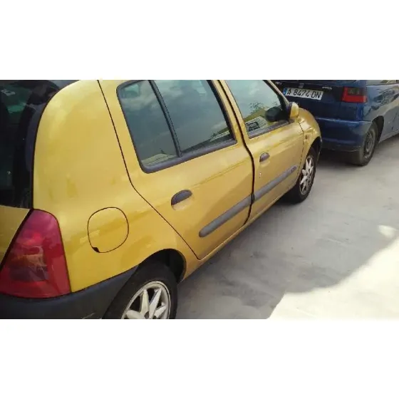 RENAULT CLIO II FASE I (B/CBO) '2000 1.4 16V TECH-RUN ORO