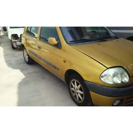 RENAULT CLIO II FASE I (B/CBO) '2000 1.4 16V TECH-RUN ORO