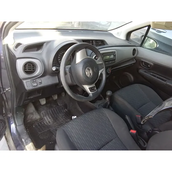 Toyota YARIS (_P13_) 2010