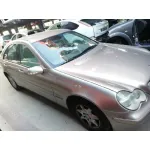 MERCEDES-BENZ CLASE C (W203) BERLINA MERCEDES CLASE C (W203) BERLINA '2001 220 CDI (203.006) ORO 2000