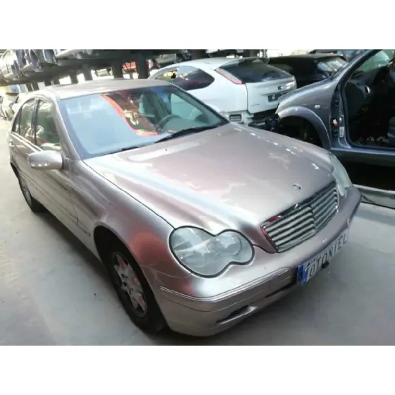 MERCEDES CLASE C (W203) BERLINA '2001 220 CDI (203.006) ORO
