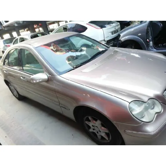 MERCEDES CLASE C (W203) BERLINA '2001 220 CDI (203.006) ORO