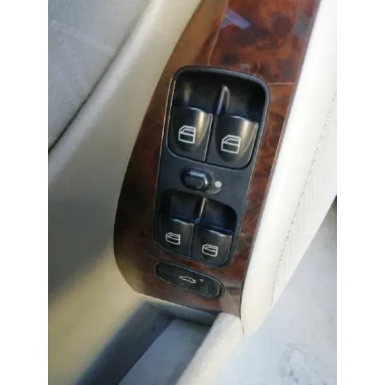 MERCEDES CLASE C (W203) BERLINA '2001 220 CDI (203.006) ORO