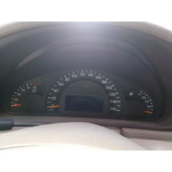 MERCEDES CLASE C (W203) BERLINA '2001 220 CDI (203.006) ORO