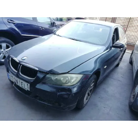 BMW SERIE 3 BERLINA (E90) '2007 318D NEGRO
