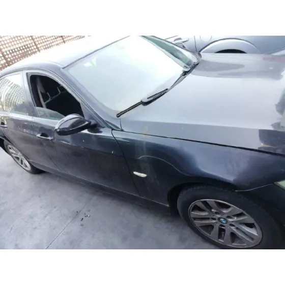 BMW SERIE 3 BERLINA (E90) '2007 318D NEGRO