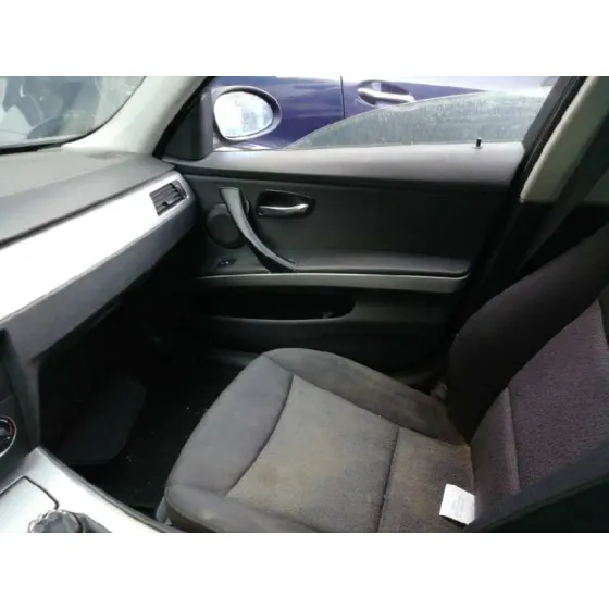 BMW SERIE 3 BERLINA (E90) '2007 318D NEGRO