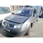 RENAULT MEGANE II BERLINA 5P RENAULT MEGANE II BERLINA 5P '2004 CONFORT AUTHENTIQUE GRIS 2002