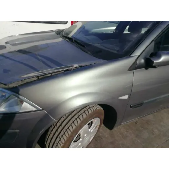 RENAULT MEGANE II BERLINA 5P '2004 CONFORT AUTHENTIQUE GRIS