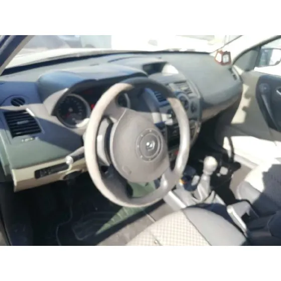 RENAULT MEGANE II BERLINA 5P '2004 CONFORT AUTHENTIQUE GRIS