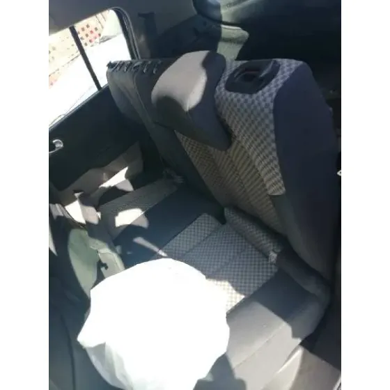 RENAULT MEGANE II BERLINA 5P '2004 CONFORT AUTHENTIQUE GRIS