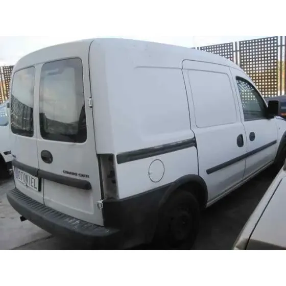 OPEL COMBO (CORSA C) '2006 FAMILIAR BLANCO