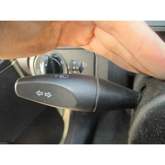 FORD FIESTA (CBK) '2005 AMBIENTE BLANCO