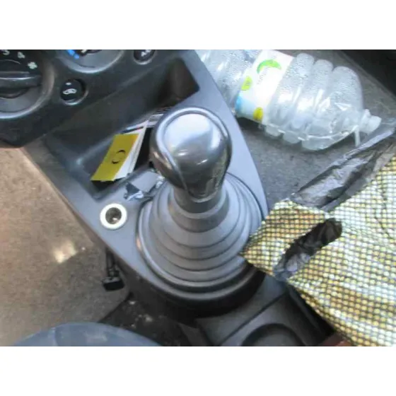 FORD FIESTA (CBK) '2005 AMBIENTE BLANCO