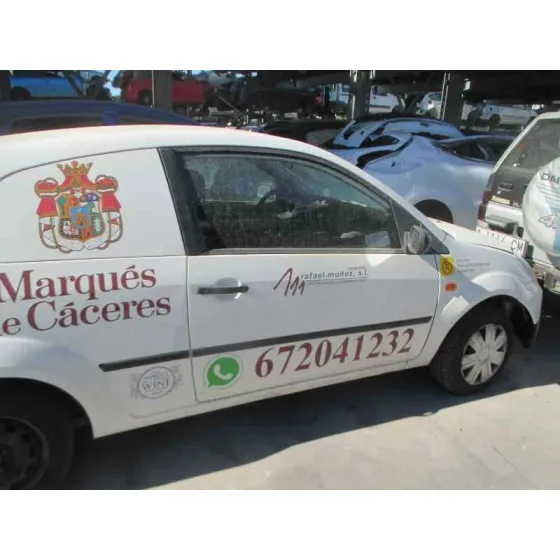 FORD FIESTA (CBK) '2005 AMBIENTE BLANCO