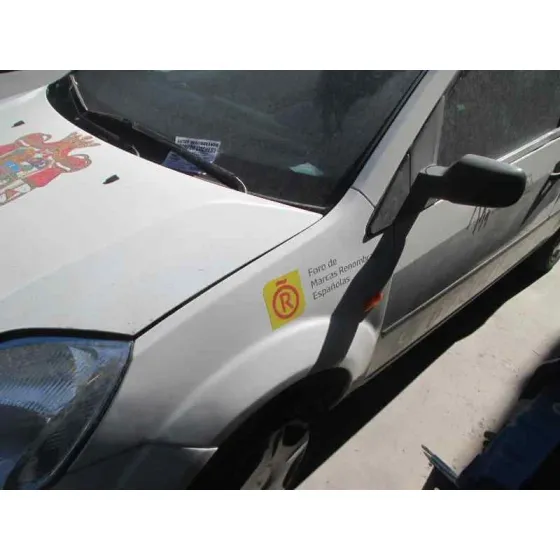 FORD FIESTA (CBK) '2005 AMBIENTE BLANCO