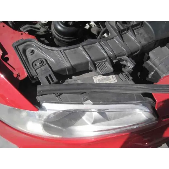 BMW SERIE 1 BERLINA (E81/E87) '2006 2.0 16V DIESEL CAT ROJO