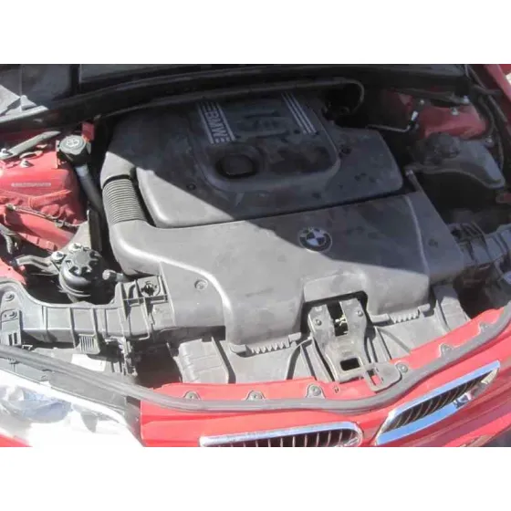 BMW SERIE 1 BERLINA (E81/E87) '2006 2.0 16V DIESEL CAT ROJO