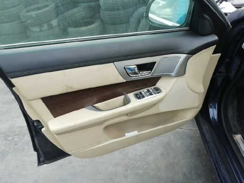 JAGUAR XF '2014 2.2 DIESEL LUXURY