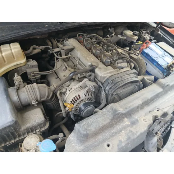 KIA SORENTO '2004 2.5 CRDI CAT NEGRO