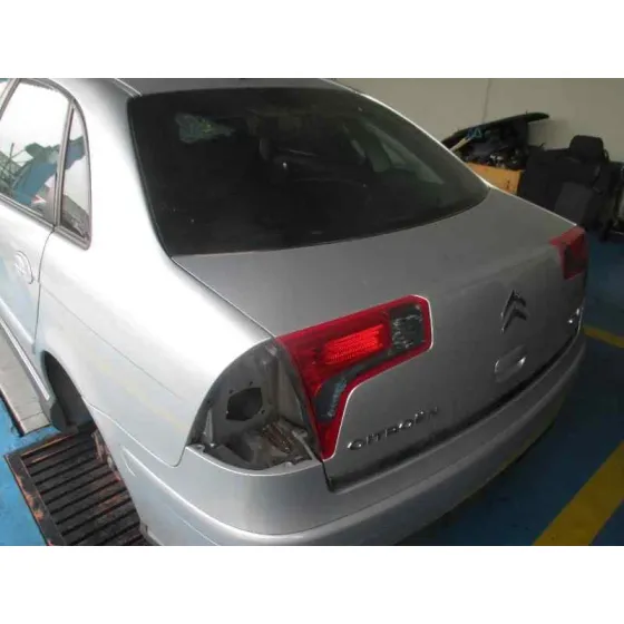 CITROEN C5 BERLINA '2005 ATTRACTION PLATA