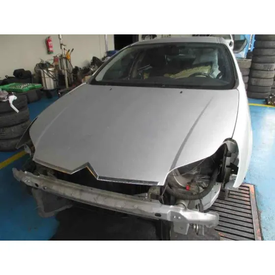 CITROEN C5 BERLINA '2005 ATTRACTION PLATA