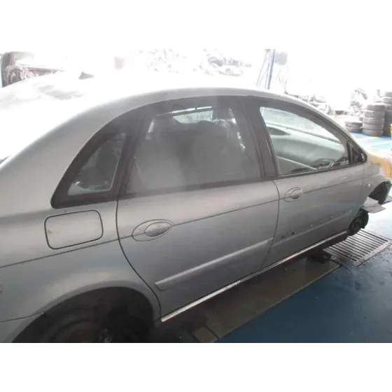 CITROEN C5 BERLINA '2005 ATTRACTION PLATA