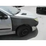 PEUGEOT 206 BERLINA PEUGEOT 206 BERLINA '2002 XR GRIS PLATA 1998