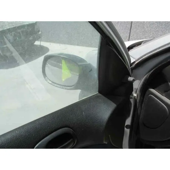 PEUGEOT 206 BERLINA '2002 XR GRIS PLATA