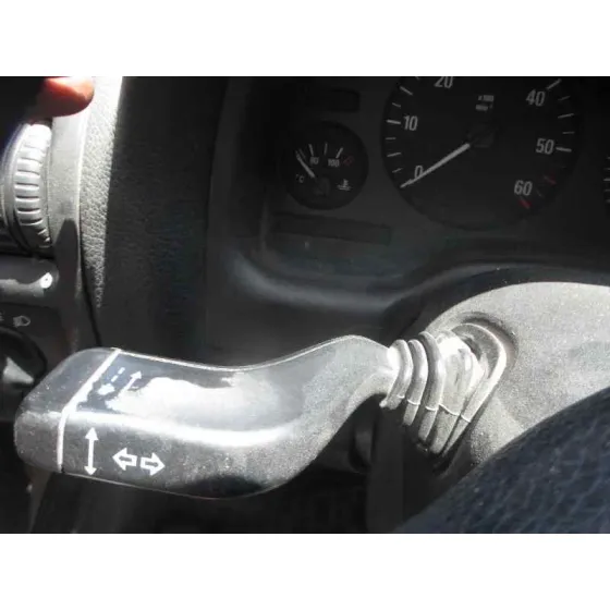 OPEL ASTRA G BERLINA '2001 CLUB GRIS