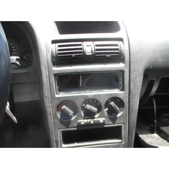 OPEL ASTRA G BERLINA '2001 CLUB GRIS