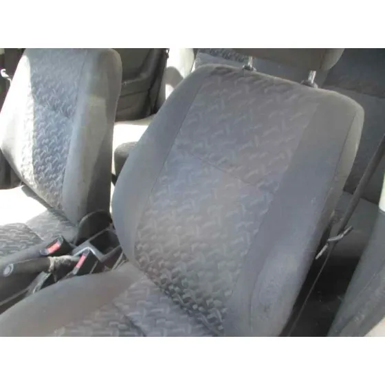 OPEL ASTRA G BERLINA '2001 CLUB GRIS
